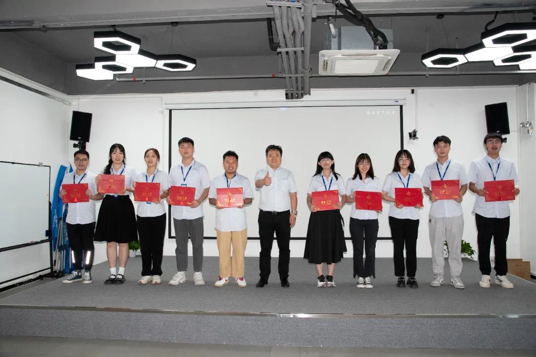 04-優(yōu)秀個人-1.jpg